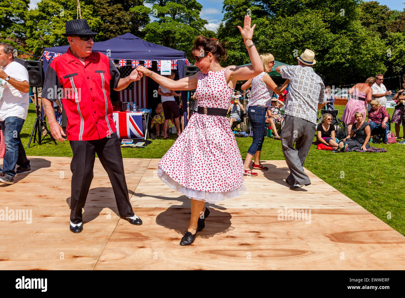 P J-Tanz-Club führen Sie an der jährlichen Nutley Village Fete, Nutley, Sussex, UK Stockfoto