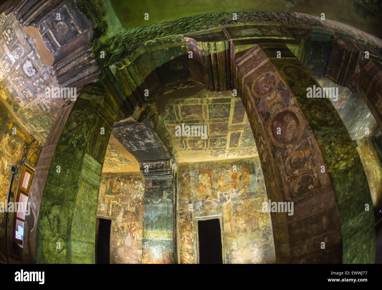 Vergessene unterirdischen Tempel Stockfoto