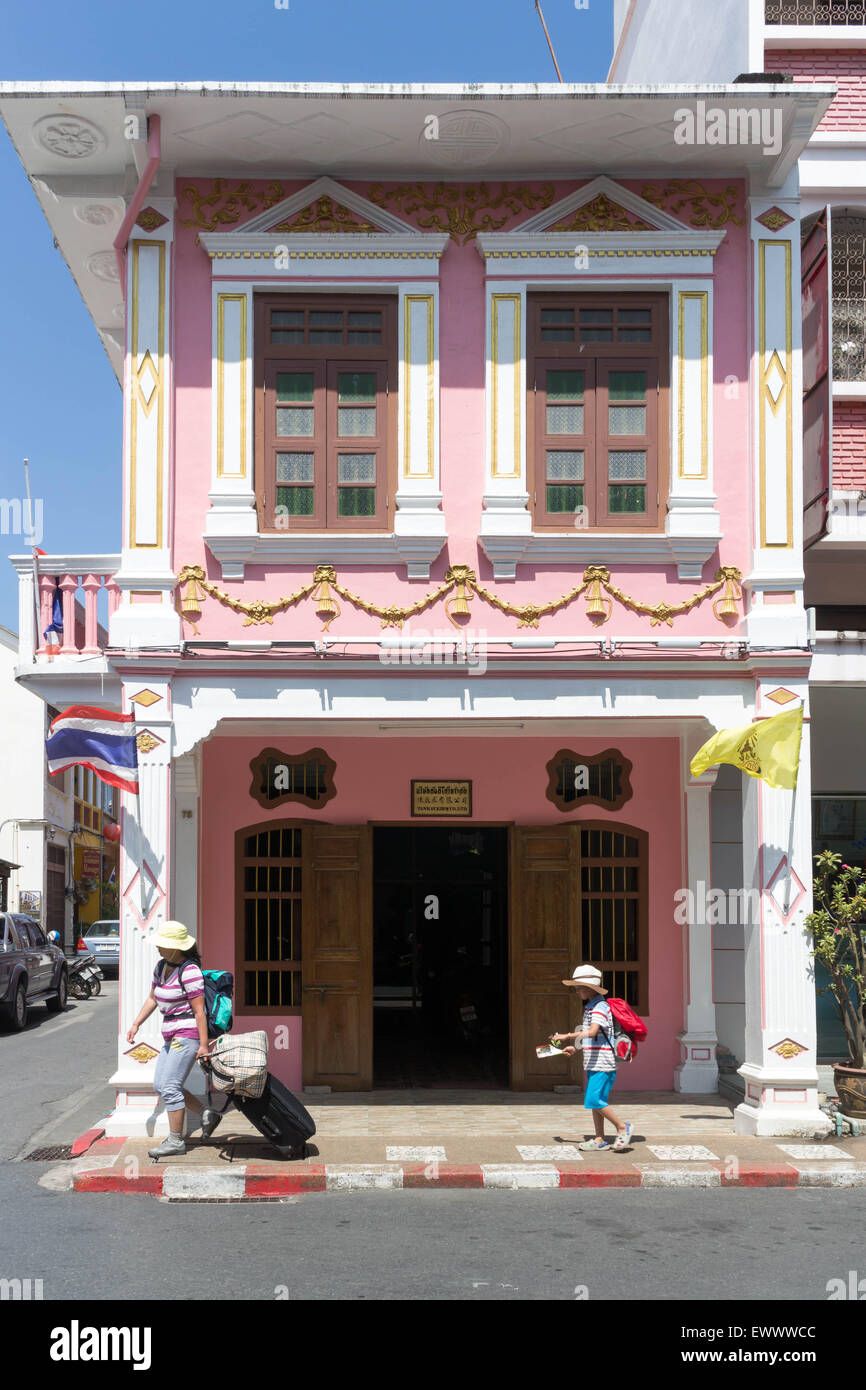 Restaurierte Sino portugiesische Architektur auf der Soi Romanee in der alten Stadt Phuket, Thailand Stockfoto