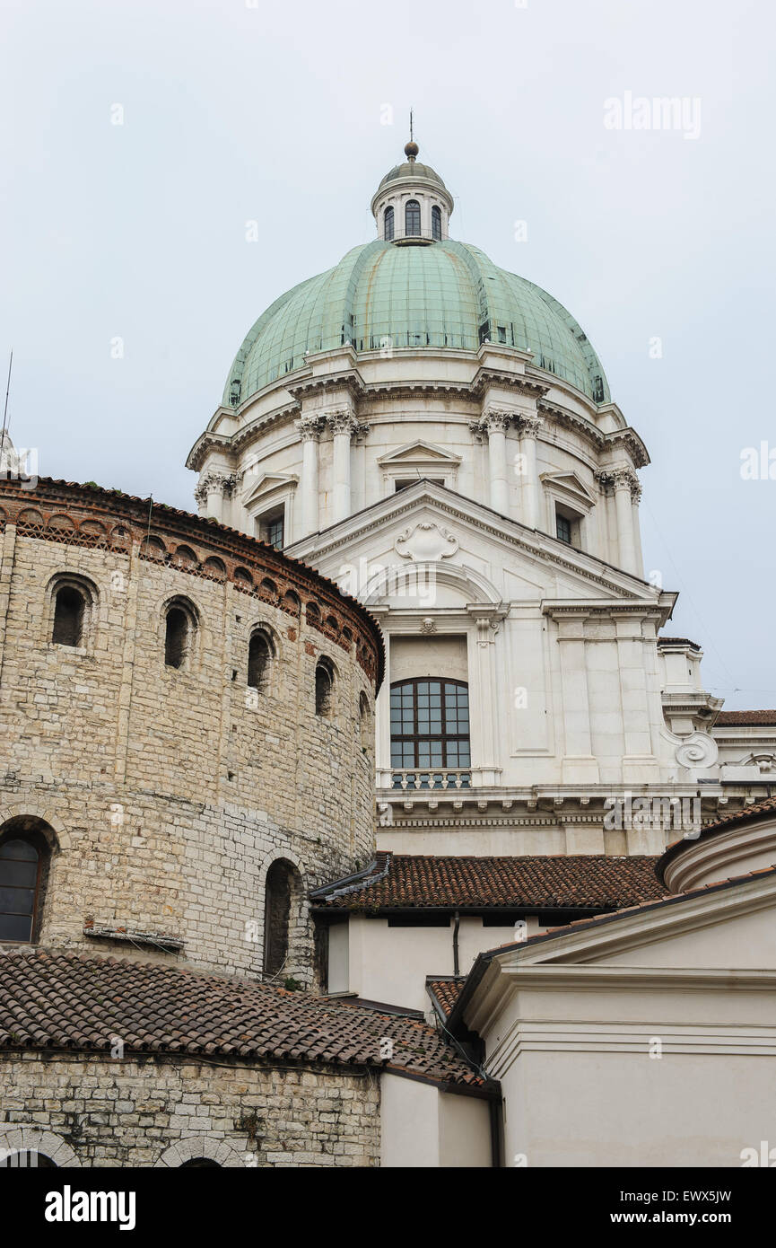 BRESCIA, Italien - 21. März 2015: Straßenszenen der Stadt Stockfoto