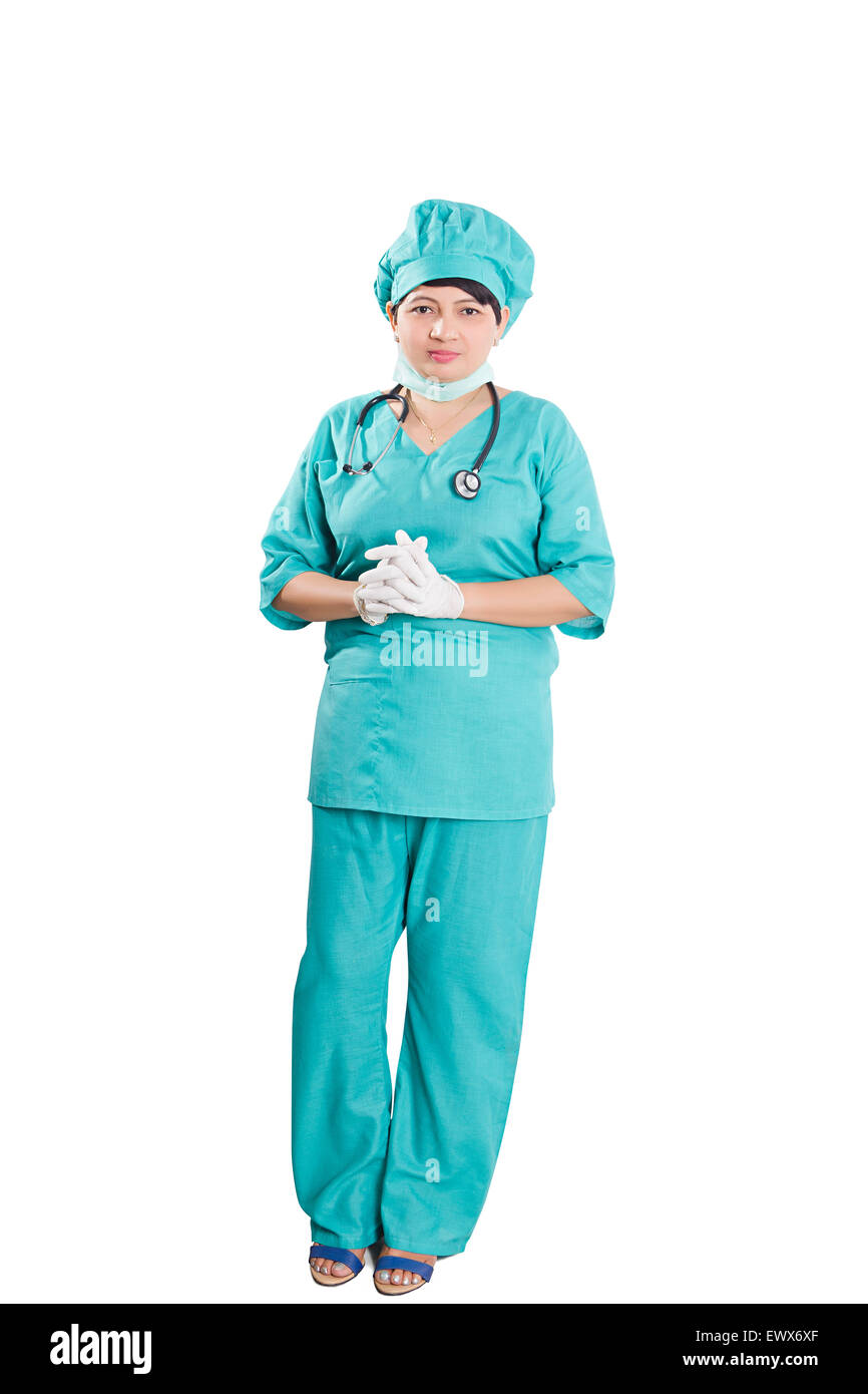 1 indische Chirurgen Frau Doktor stehende pose Stockfoto