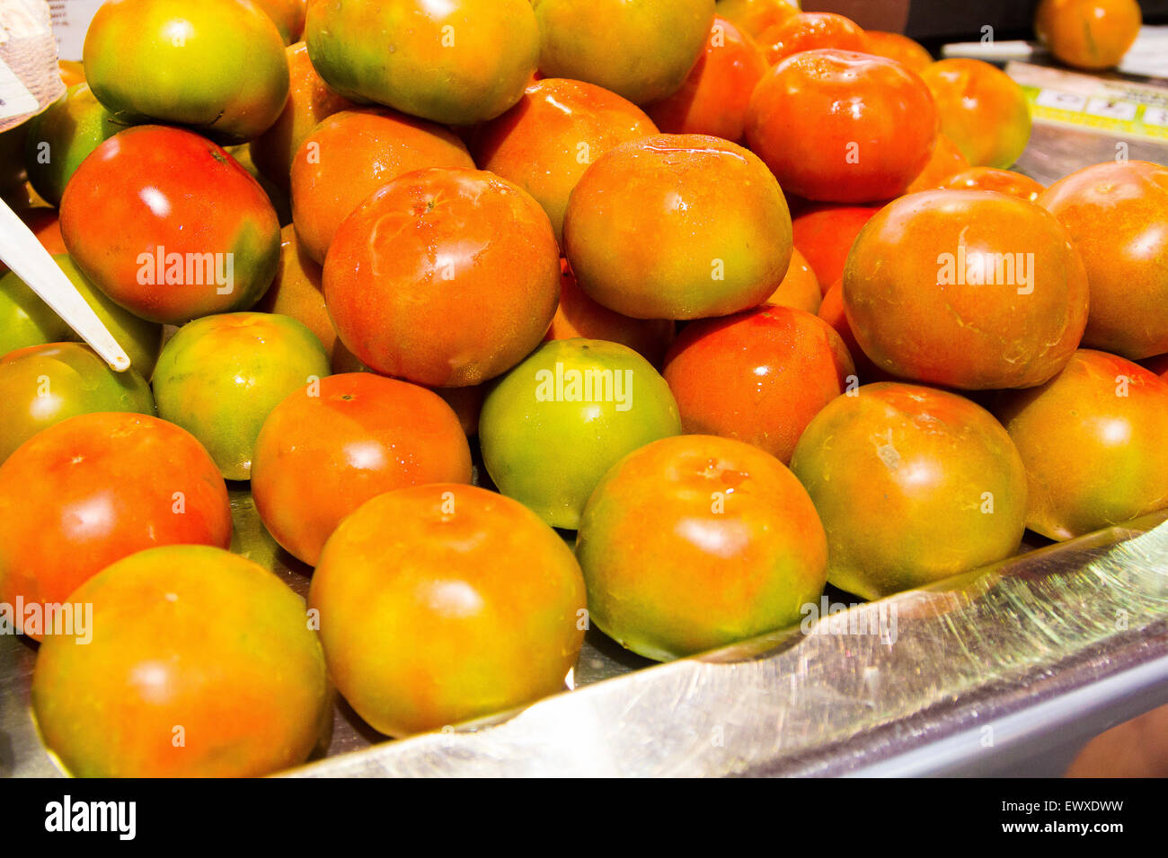 Solanum Lycopersicum frischen roten und grünen Tomaten Stockfoto