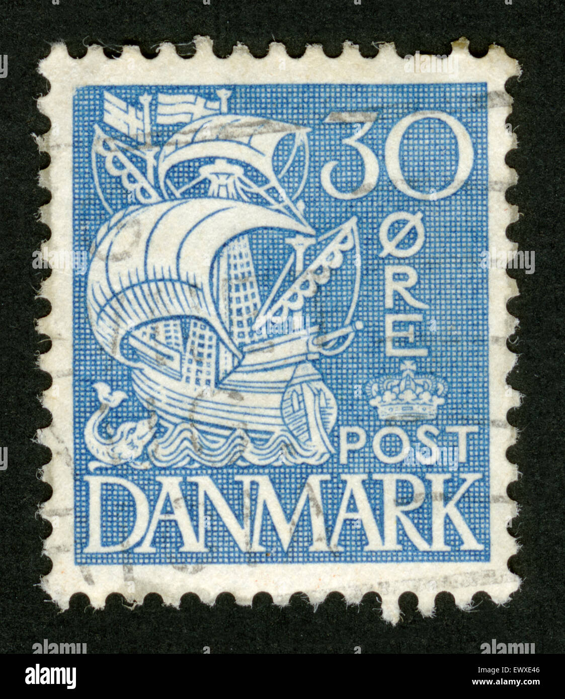 Dänemark - CIRCA 1927: Eine Briefmarke gedruckt in Dänemark zeigt Schiff, ca. 1927 Stockfoto