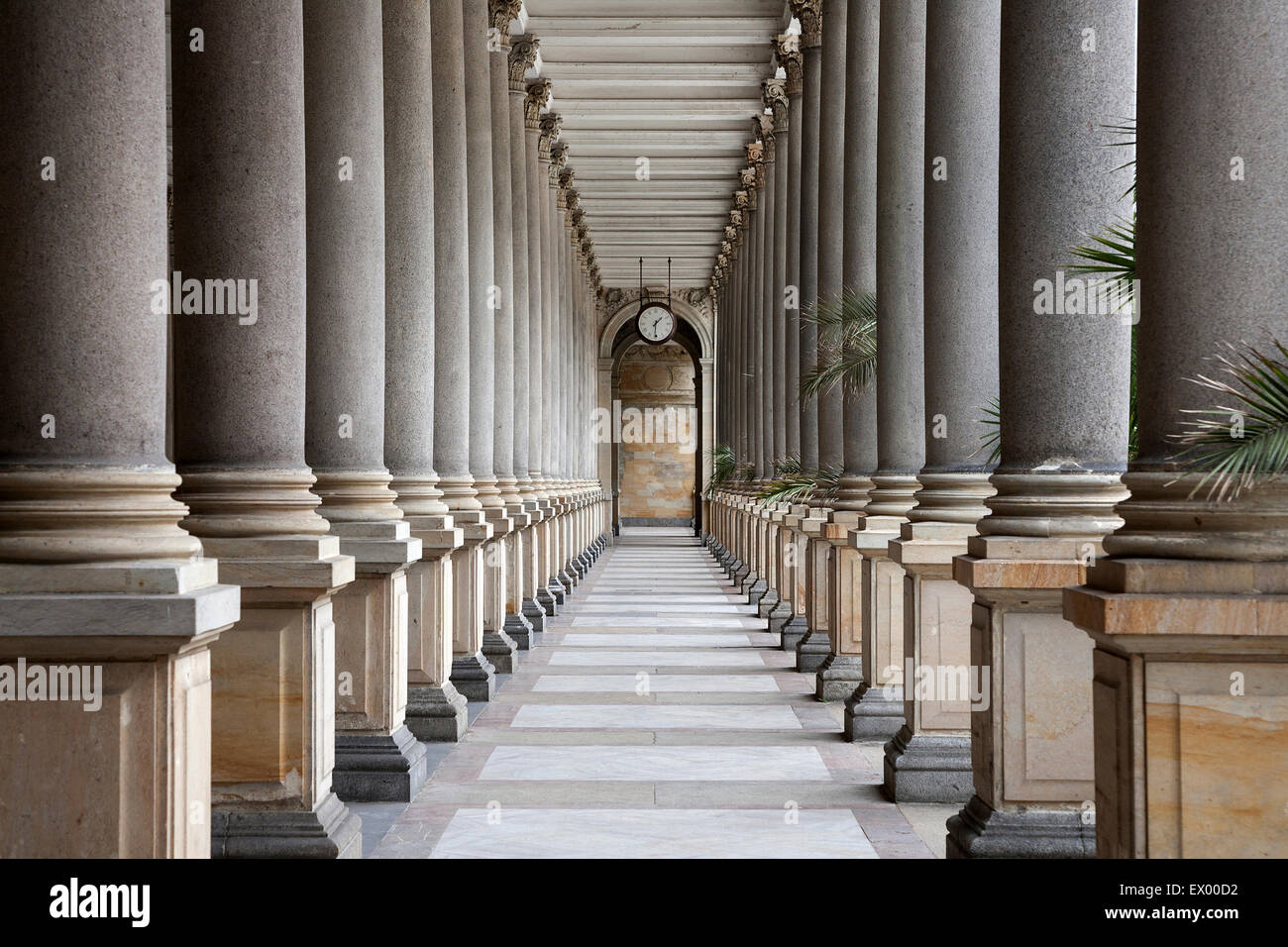 Mühlenkolonnade Portikus, Karlovy Vary, Böhmen, Tschechien Stockfoto
