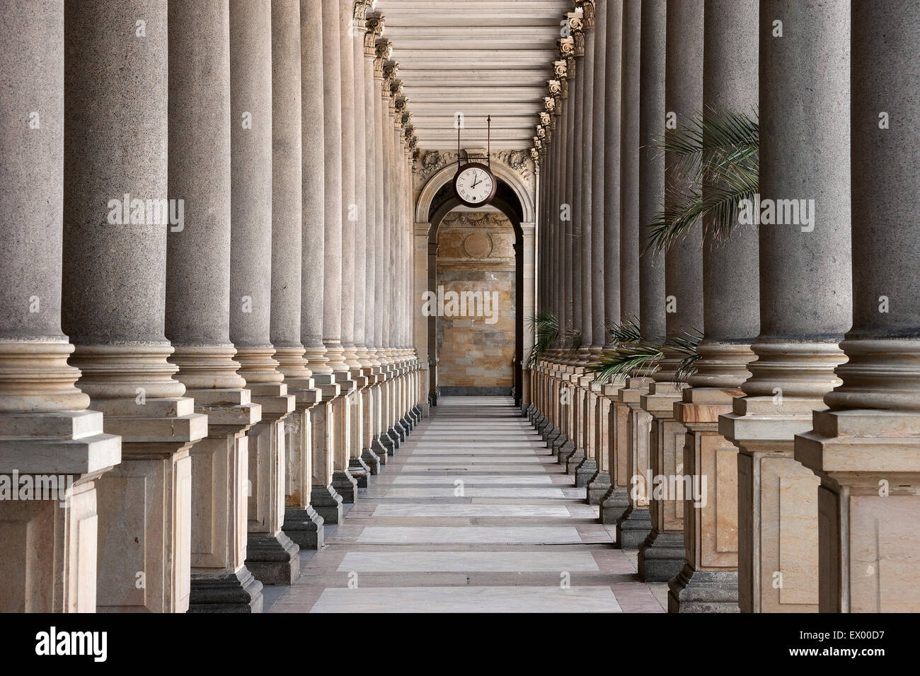 Mühlenkolonnade Portikus, Karlovy Vary, Böhmen, Tschechien Stockfoto