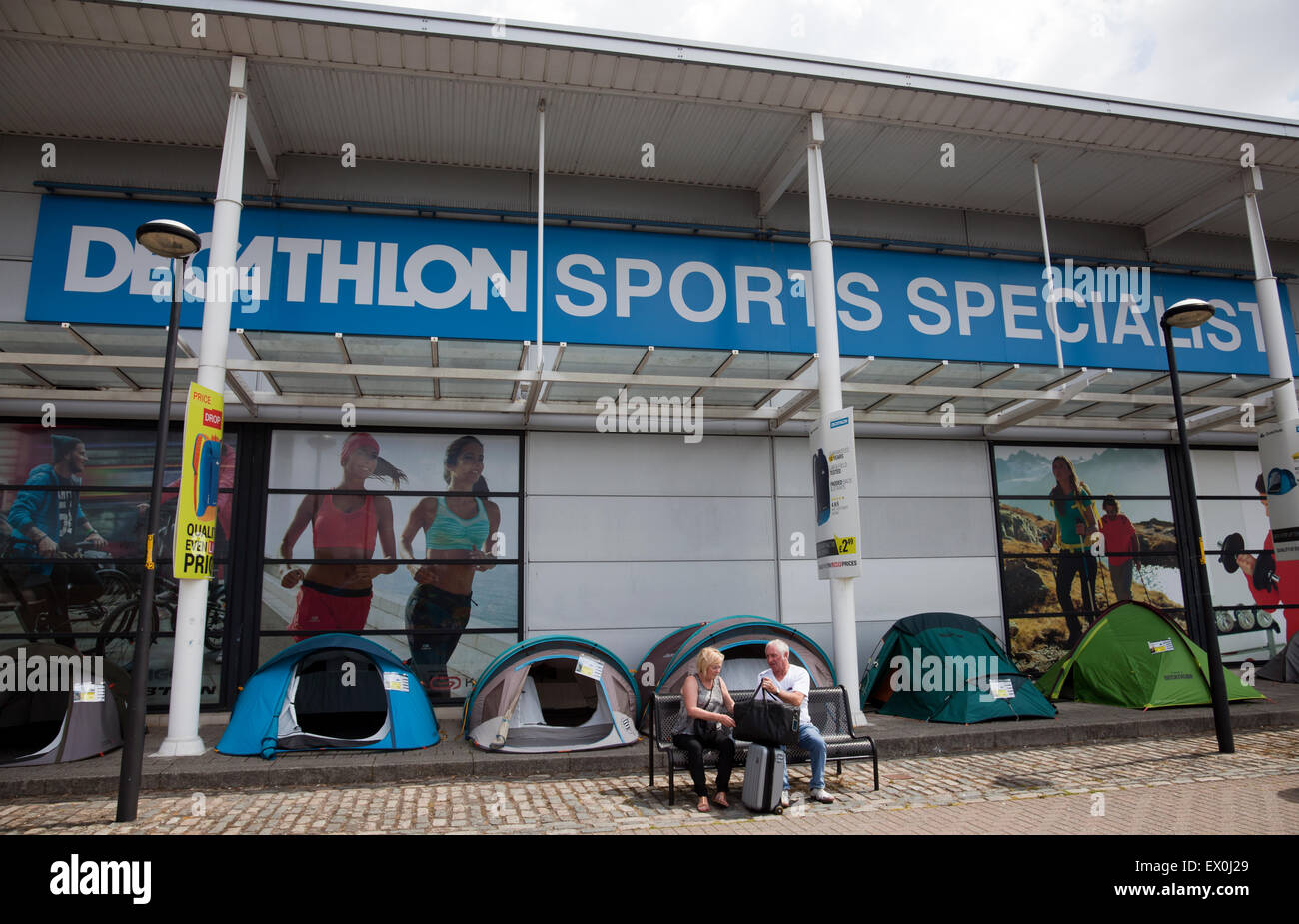 Decathlon Sportspezialist in Rotherhithe - London-UK Stockfoto