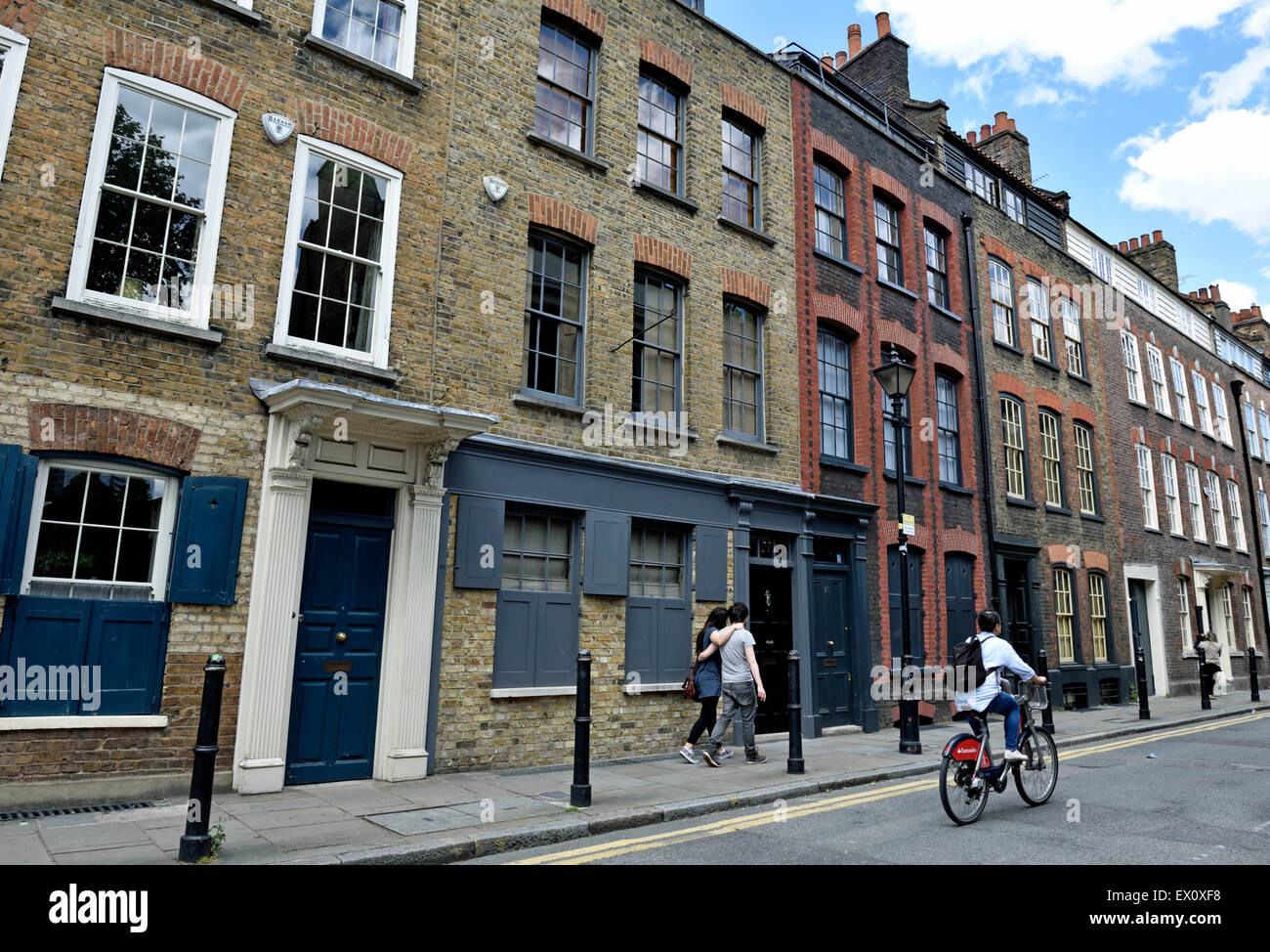 Georgische Stadthäuser Fournier Street Spitalfields London Borough of Tower Weiler England Großbritannien UK Stockfoto