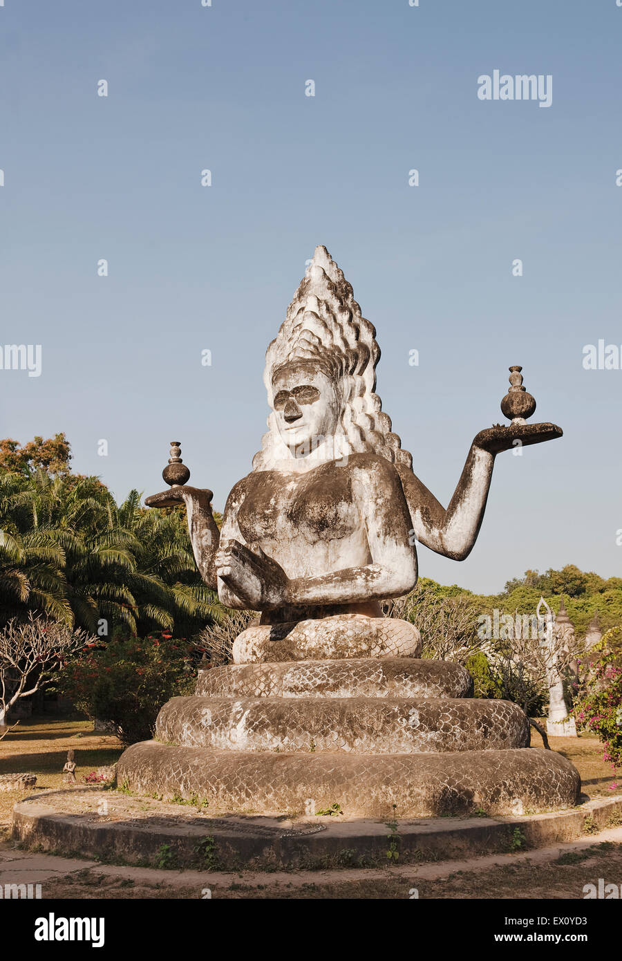 Betonfiguren in Xieng Khuan (Buddha Park), Vientiane, Laos P.D.R Buddha Park erstellte Luang Pou Bounlua Soulilat. Stockfoto