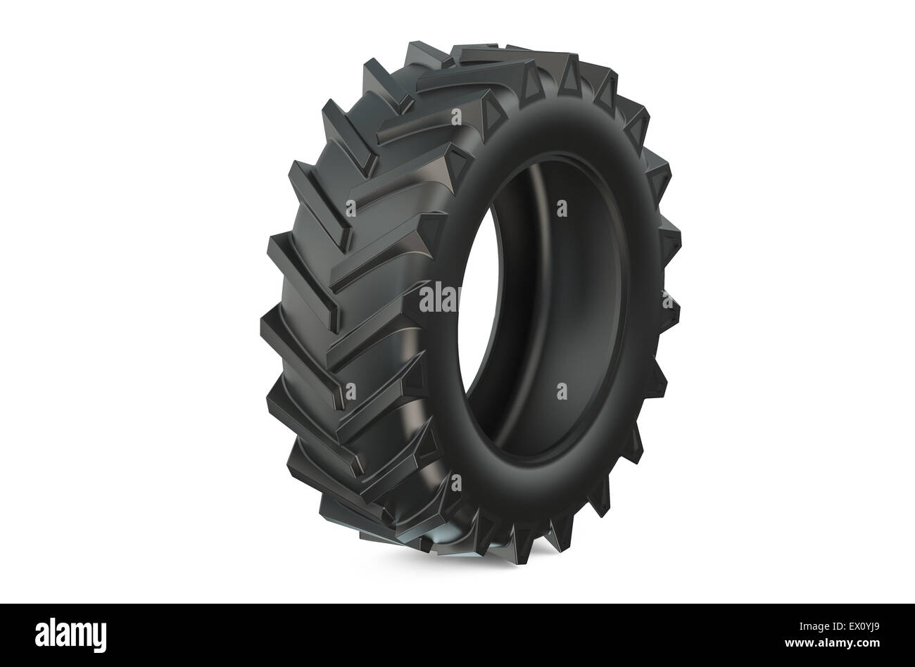 Traktorreifen oder Traktor Reifen Closeup isoliert auf weißem Hintergrund Stockfoto