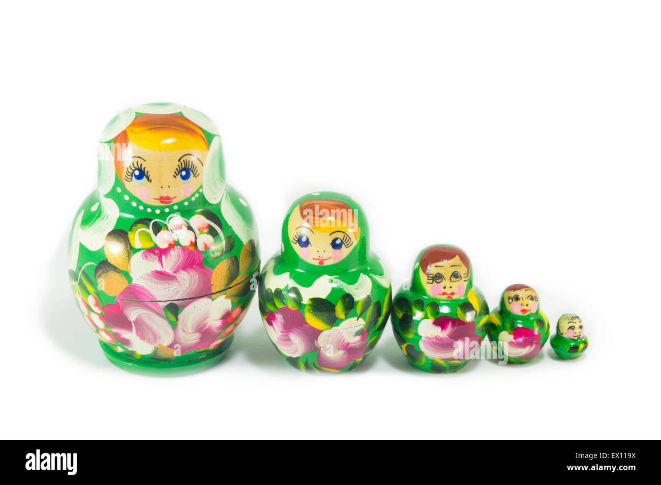 Russische Matrioska Babuschka Puppen isoliert auf weiss Stockfoto