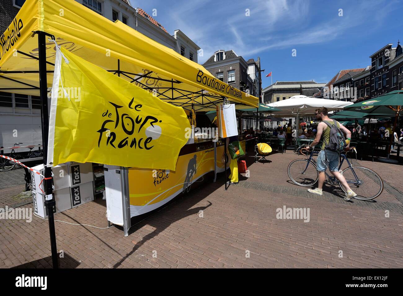 Utrecht, Holland. 1. Juli 2015. Die Stadt os bereit für den Start der 102. Tour de France-Rundfahrt. Utrecht-Zentrum für die Tour drapiert © Action Plus Sport/Alamy Live News Stockfoto