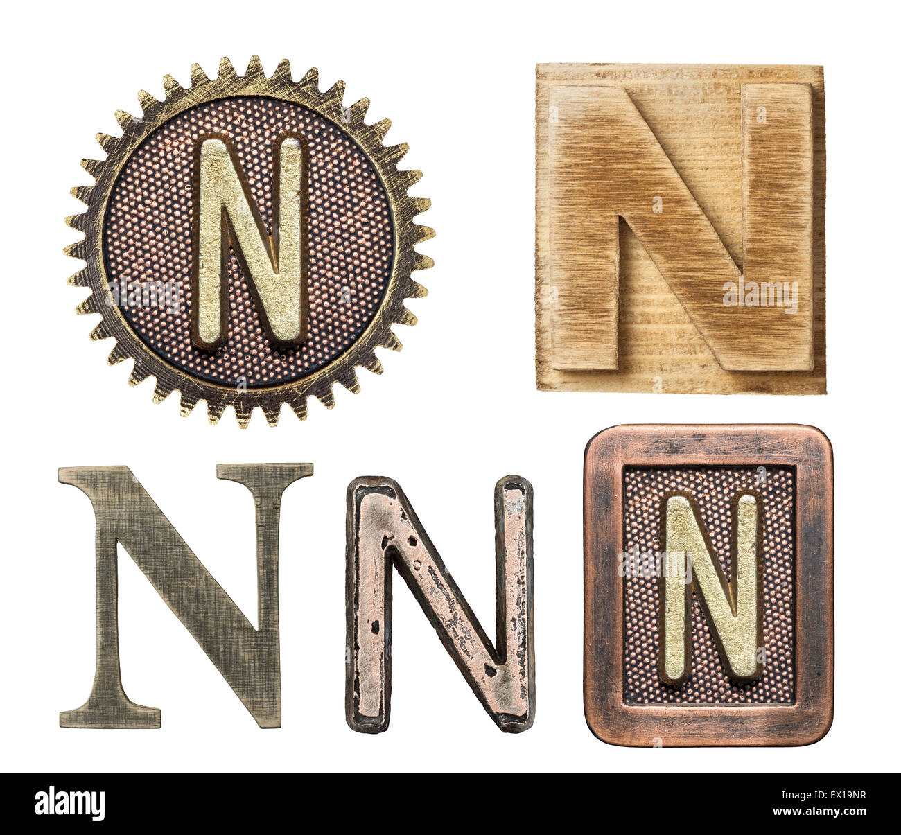 Alphabet hergestellt aus Holz und Metall. Buchstabe N Stockfoto