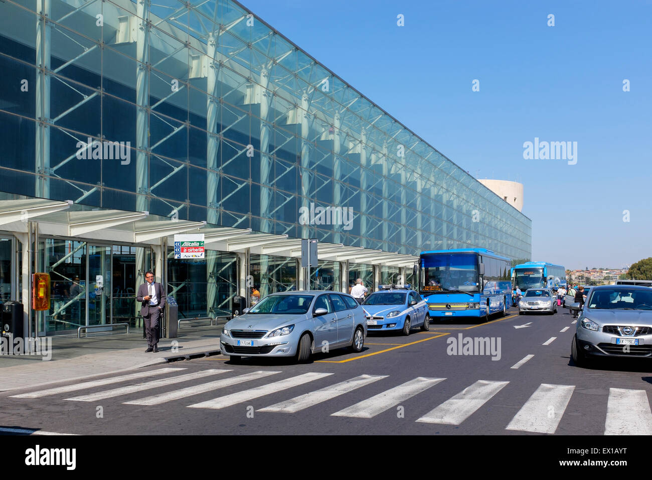 Flughafen catania sizilien italien Fotos und Bildmaterial in hoher Auflösung Alamy