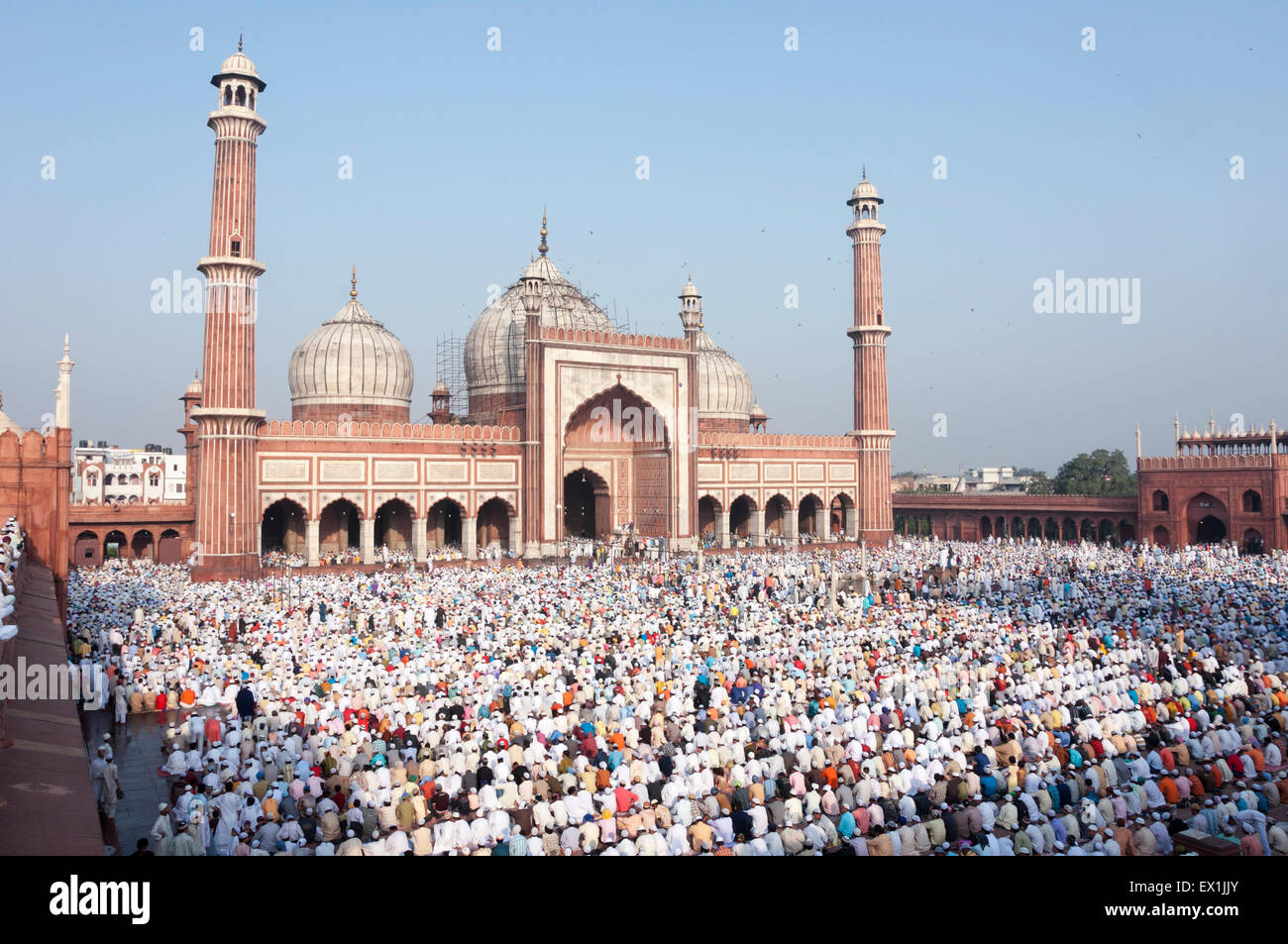 Festival von Eid-Ul-Fitr gefeiert in der Jama Masjid Moschee in Alt-Delhi, Indien. Stockfoto