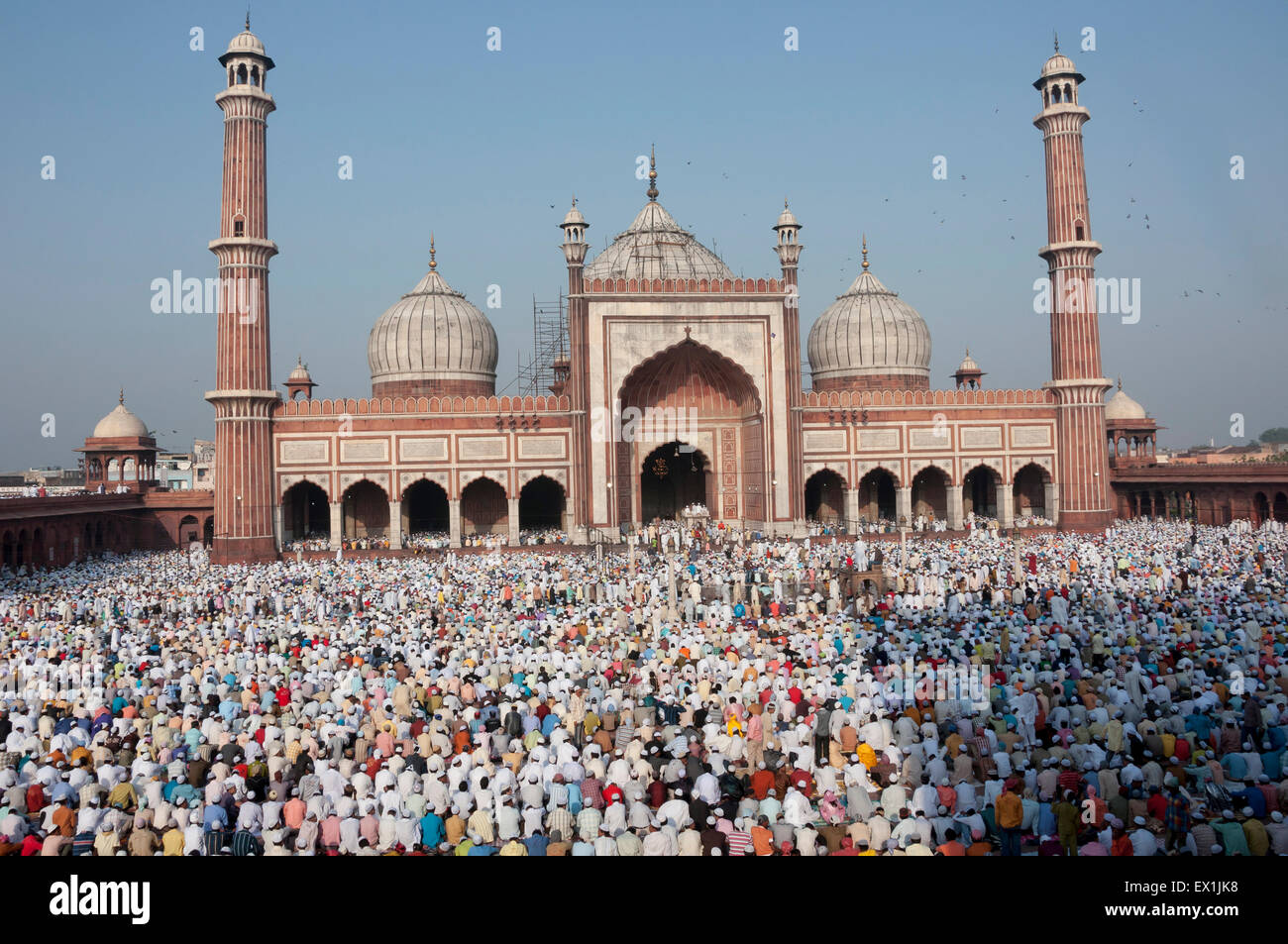 Festival von Eid-Ul-Fitr gefeiert in der Jama Masjid Moschee in Alt-Delhi, Indien. Stockfoto