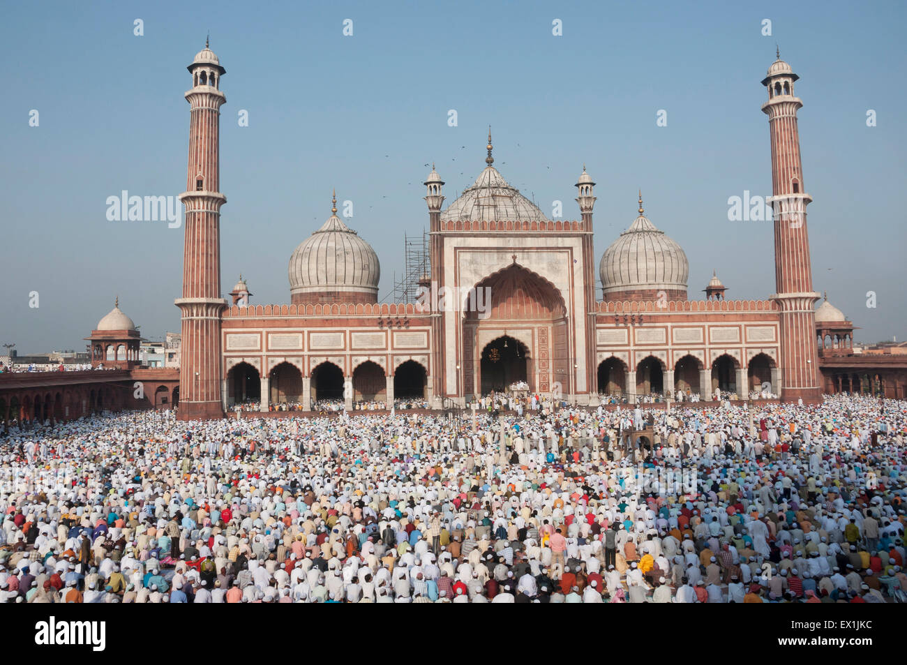 Festival von Eid-Ul-Fitr gefeiert in der Jama Masjid Moschee in Alt-Delhi, Indien. Stockfoto