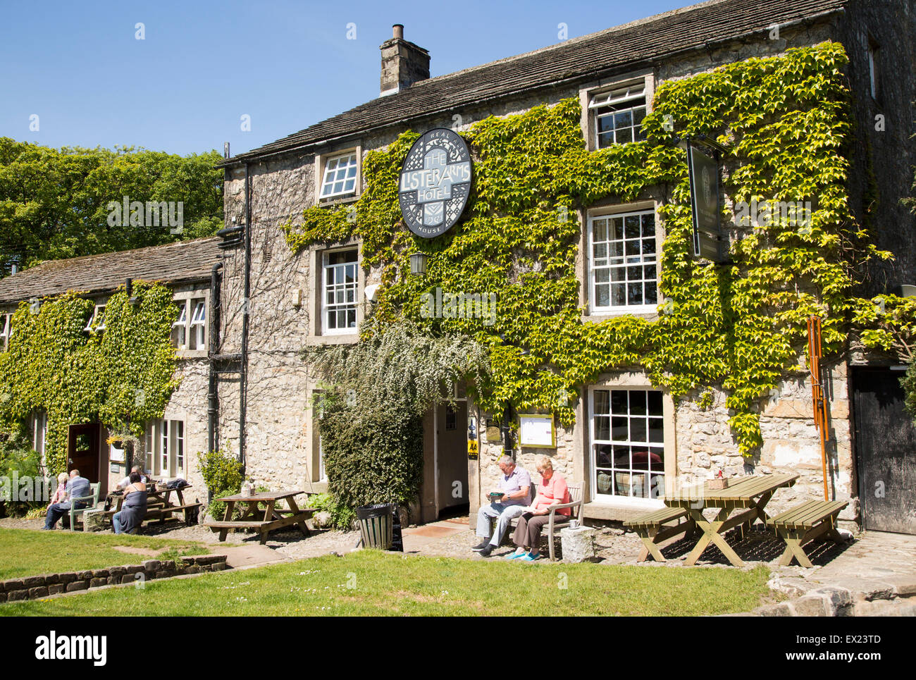 Lister Arms Hotel, Malham Dorf, Yorkshire Dales Nationalpark, England, UK Stockfoto