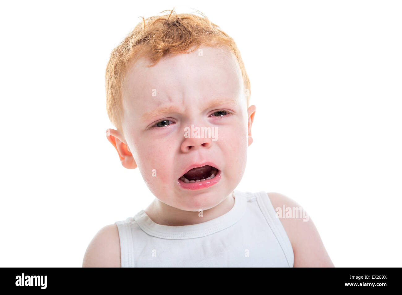 Baby Boy Porträt Weinen isolierten weißen Hintergrund Stockfoto