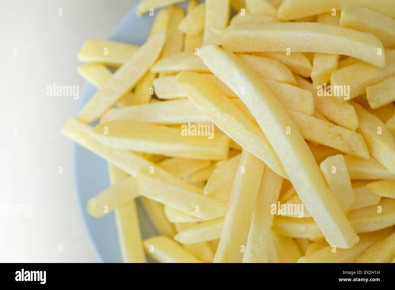 Rohe Pommes frites Stockfoto