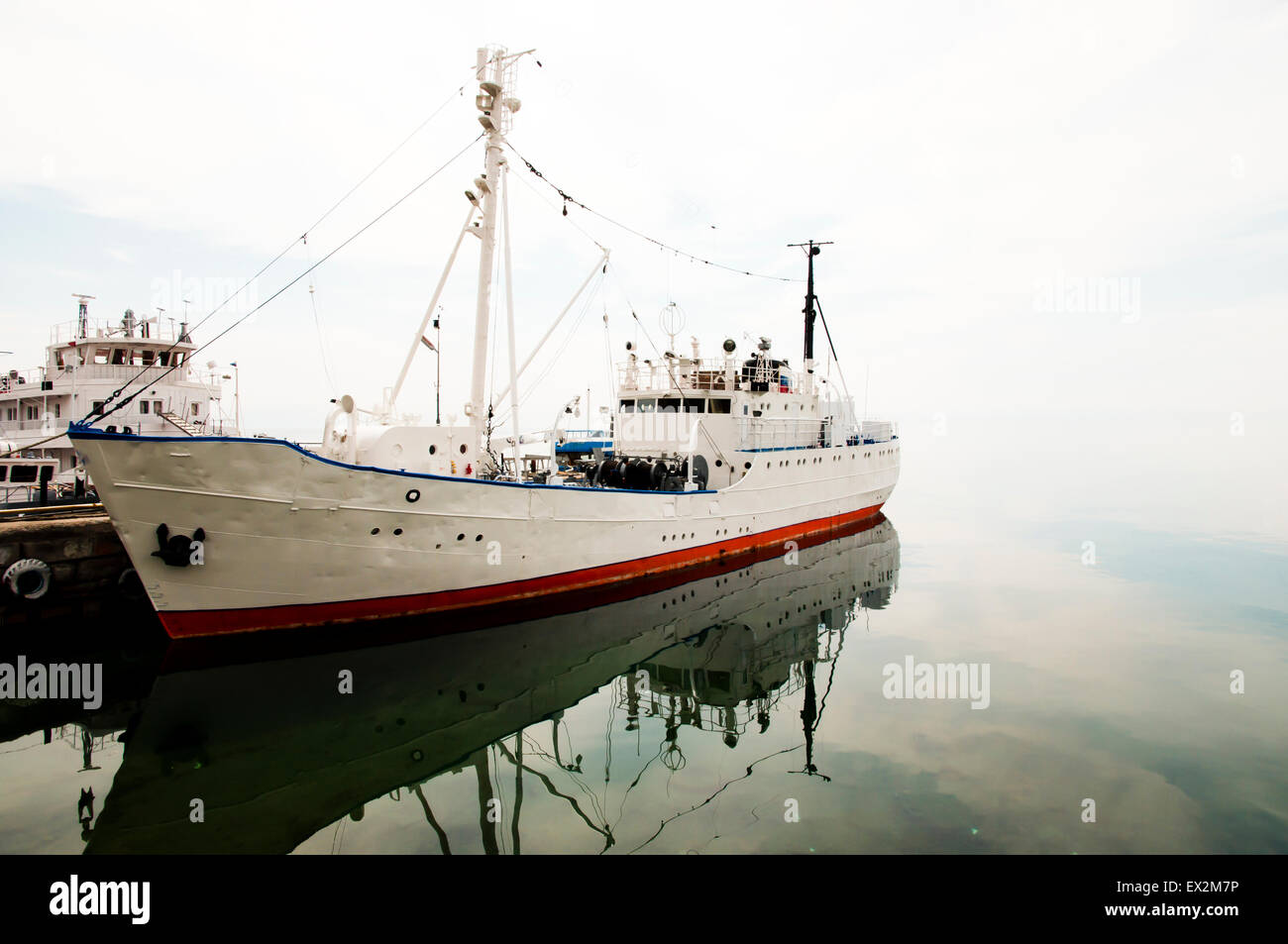 Schiff auf dem Baikalsee - Russland Stockfoto