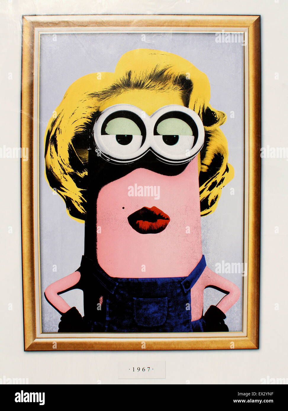 Schergen Werbe Artsy Filmplakate in La Brea Boulevard in Hollywood, USA am Juli 2015. Stockfoto