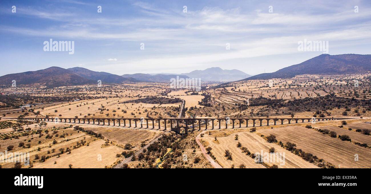 Am Sonntag wurde Hidalgo, der Padre Tembleque Aquädukt als UNESCO-Weltkulturerbe erklärt. 5. Juli 2015. Der Padre Tembleque Aquädukt, gelegen zwischen den mexikanischen Bundesstaaten Mexikos und Hidalgo, in dieser Datei Foto 28. Mai 2012. Der Padre Tembleque Aquädukt wurde am Sonntag, 5. Juli 2015 als UNESCO-Weltkulturerbe erklärt. Bildnachweis: INAH/NOTIMEX/Xinhua/Alamy Live-Nachrichten Stockfoto