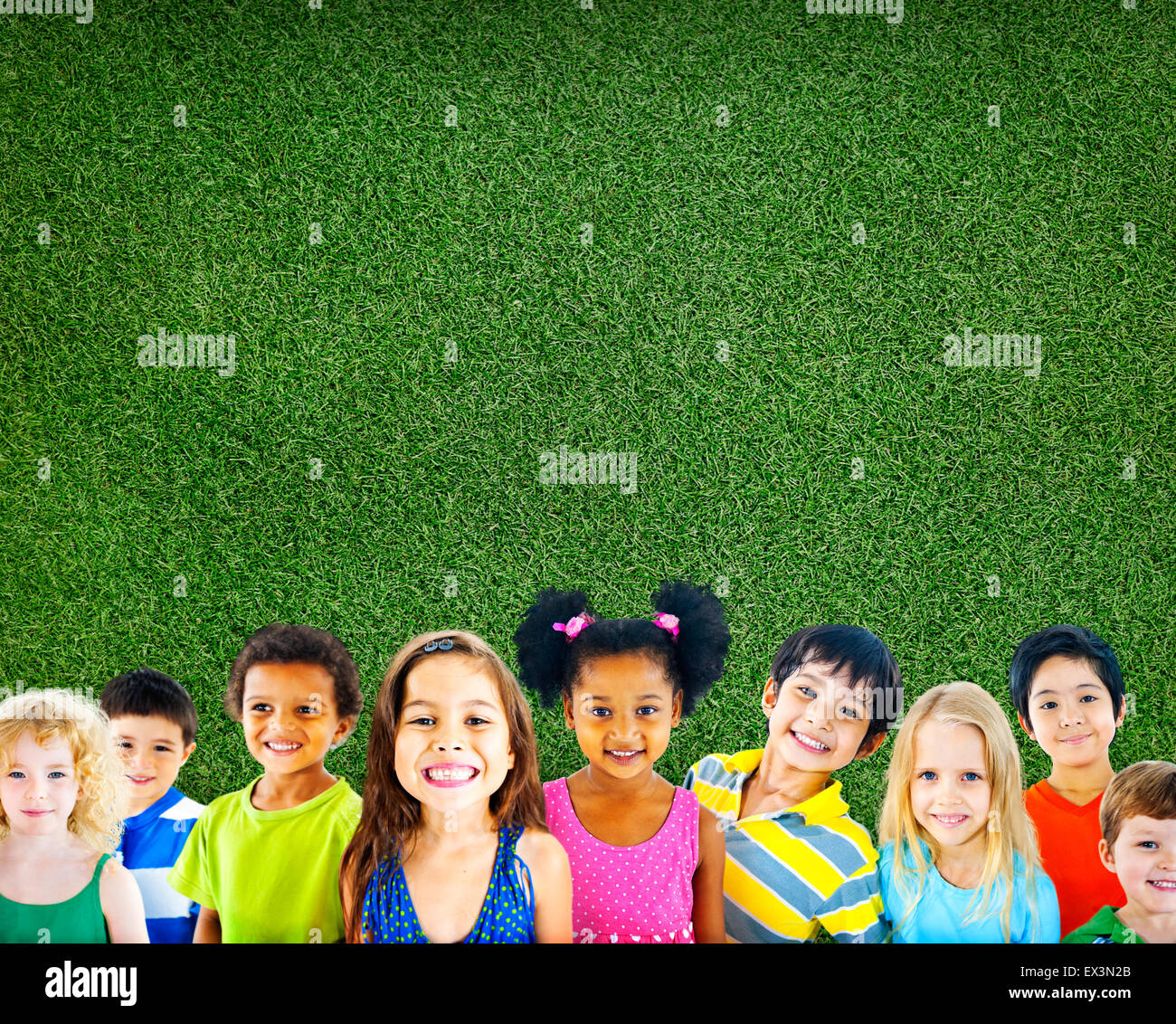 Vielfalt Kinder Freundschaft Unschuld lächelnd Konzept Stockfoto