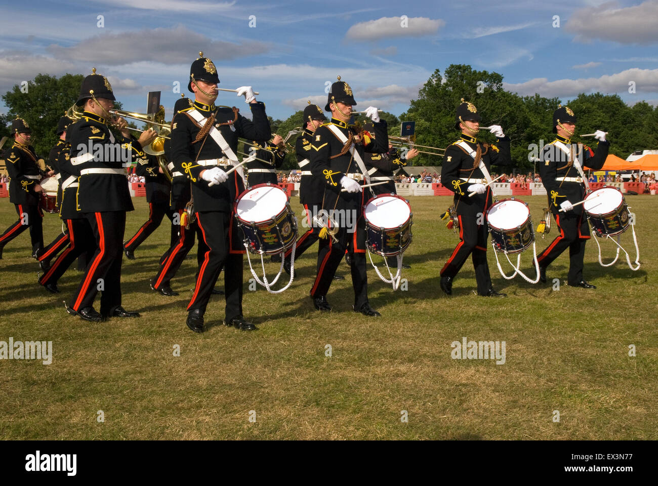 Band of the Royal Logistics Corps schlagen Retreat im Abschied von der Garnison Festival, Bordon, Hampshire, UK. 27. Juni 2015. Stockfoto
