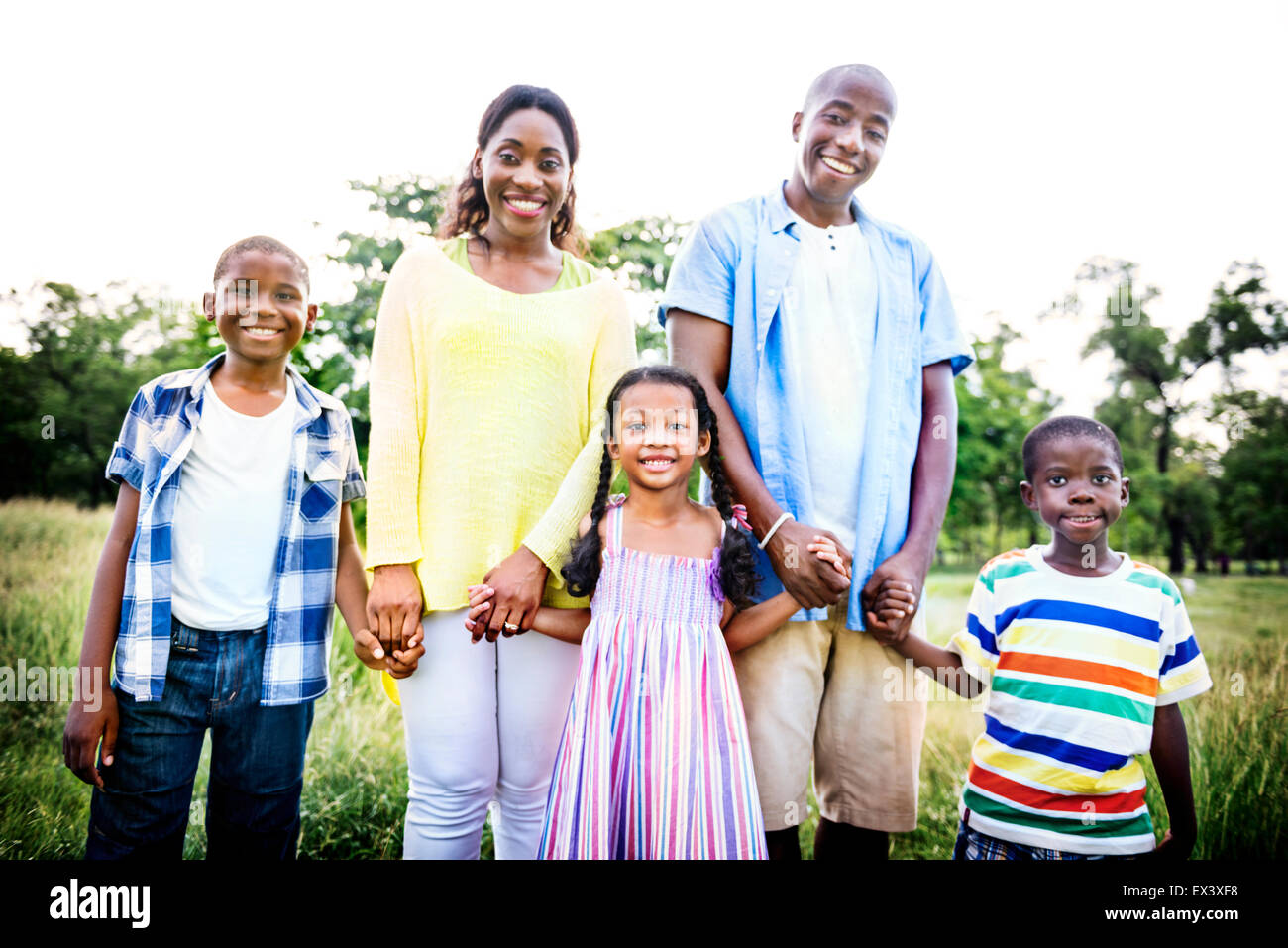 Afrikanische Familienglück Ferienkonzept Urlaub Aktivität Stockfoto