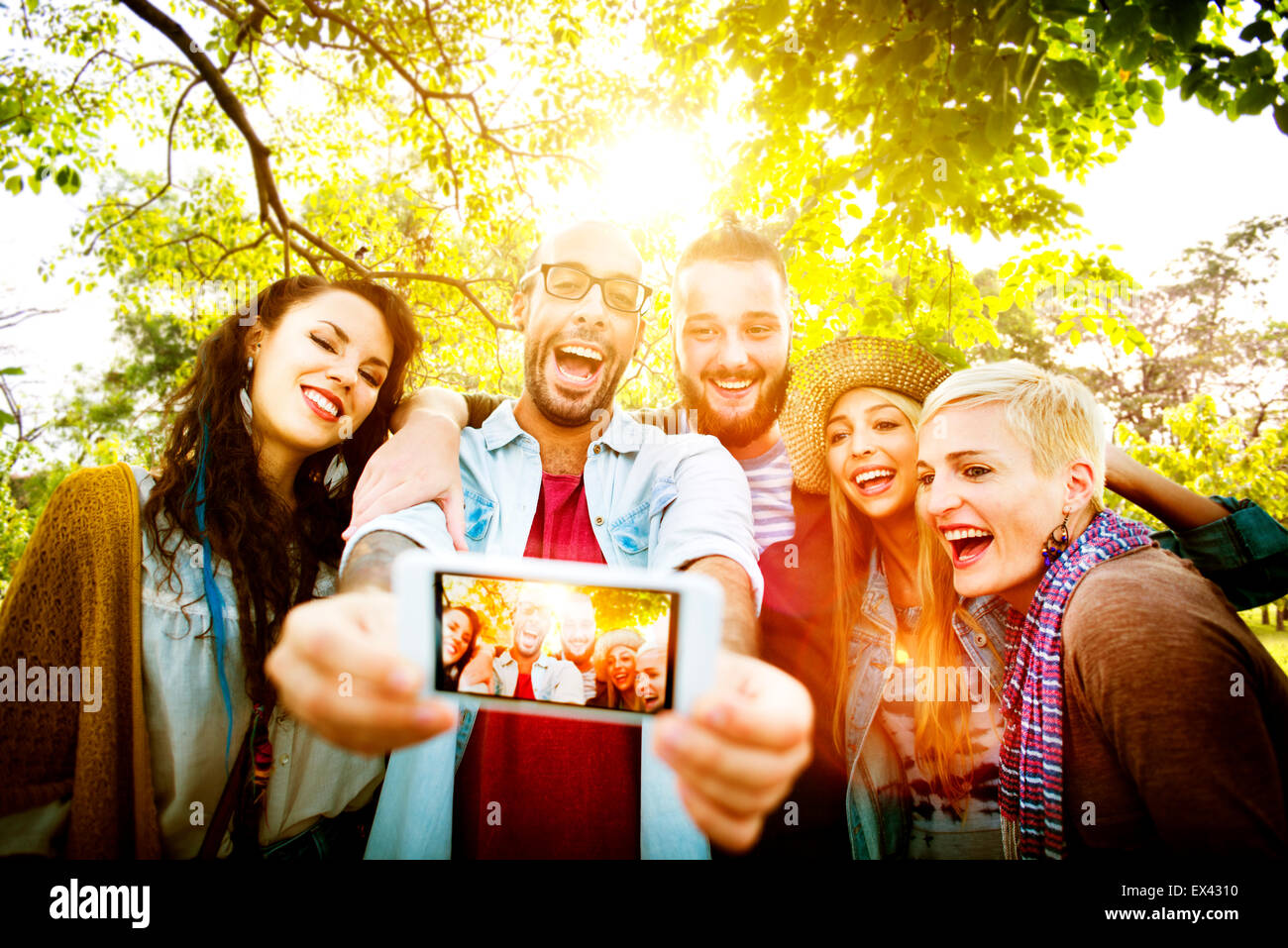Freundschaft miteinander Selfies Sommer Glück Konzept Stockfoto