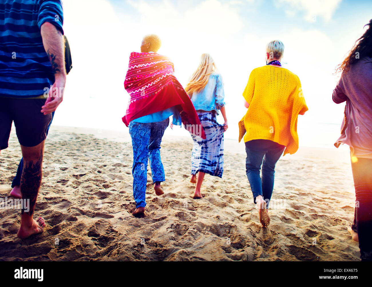 Freundschaft-Bonding-Entspannung-Sommer-Strand-Glück-Konzept Stockfoto