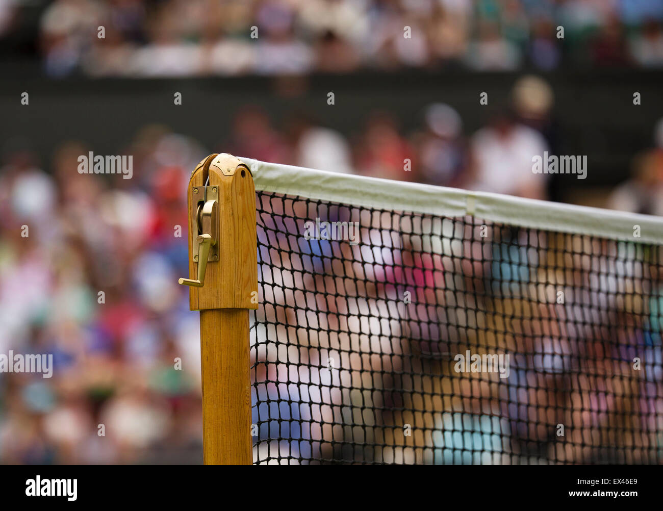 Wimbledon, London, UK. 6. Juli 2015. Tennis, Wimbledon, das Netz am Centrecourt Credit: Henk Koster/Alamy Live News Stockfoto