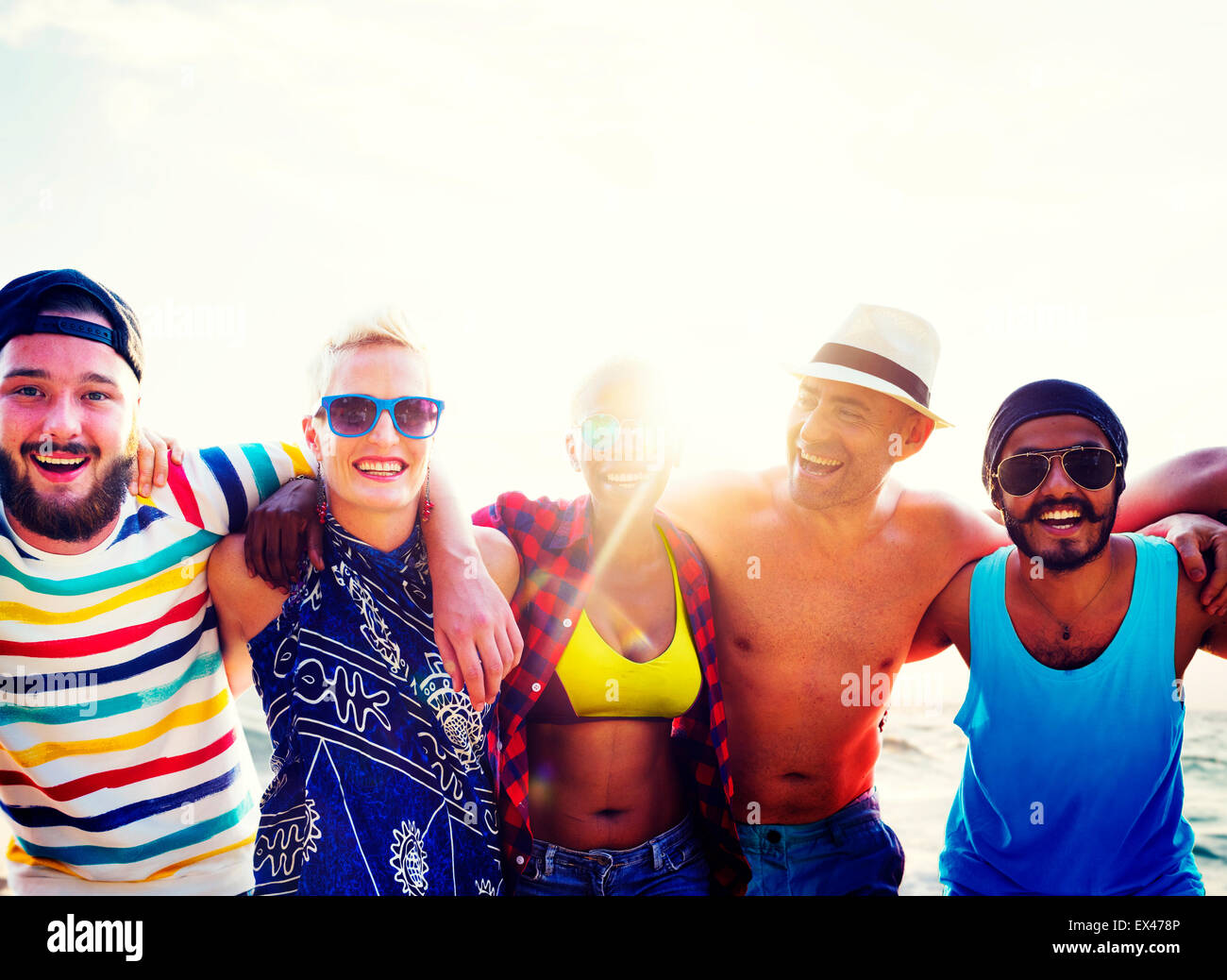 Diverse Leute Freunde Spaß Bonding Strand Sommer Konzept Stockfoto