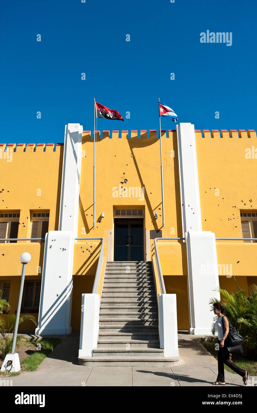 Vertikale Ansicht der Kugel verschanzt vor Moncada-Kaserne in Santiago De Cuba, Kuba. Stockfoto