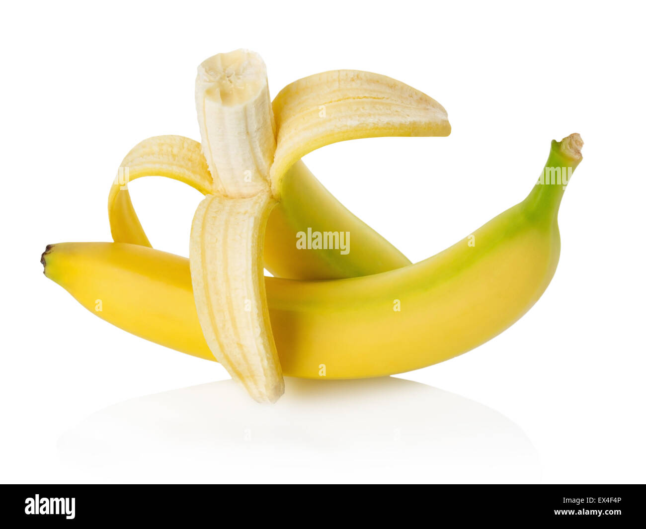 Geschälte Banane auf weißem Hintergrund. Stockfoto