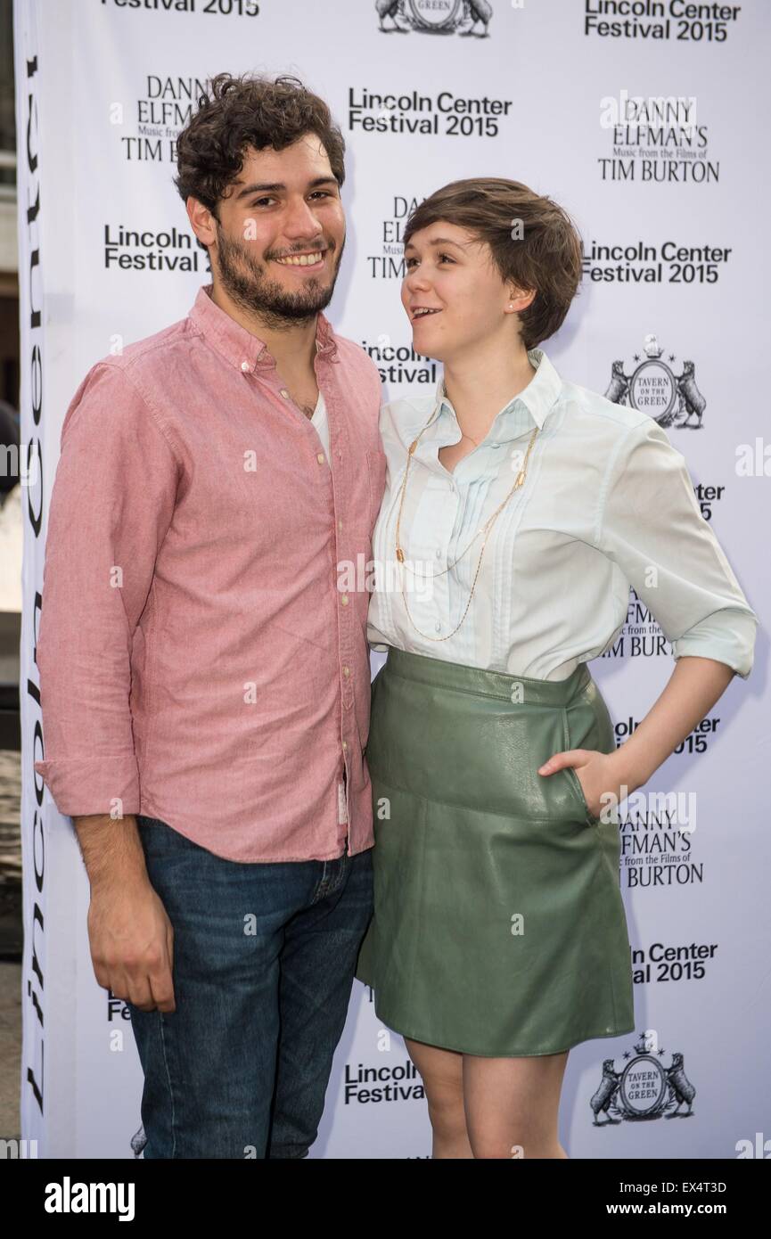 New York Ny Usa 6 Juli 2015 Gast Emily Skeggs Im Ankunftsbereich Fur Lincoln Center Festival Opening Night Danny Elfman Musik Aus Den Filmen Von Tim Burton Avery Fisher Hall Im Lincoln