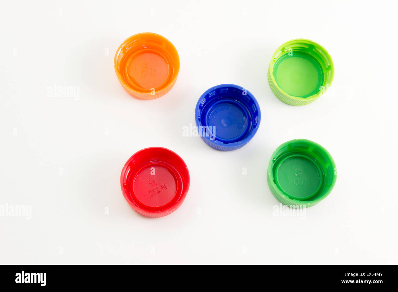 Kronkorken recyceln Verschmutzung Plastikpaket Haufen Stockfoto