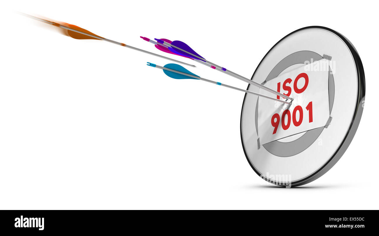 Ein Ziel mit drei Bunte Pfeile schlagen der Text der ISO 9001. Konzept Bild für die Darstellung der Qualität. Stockfoto