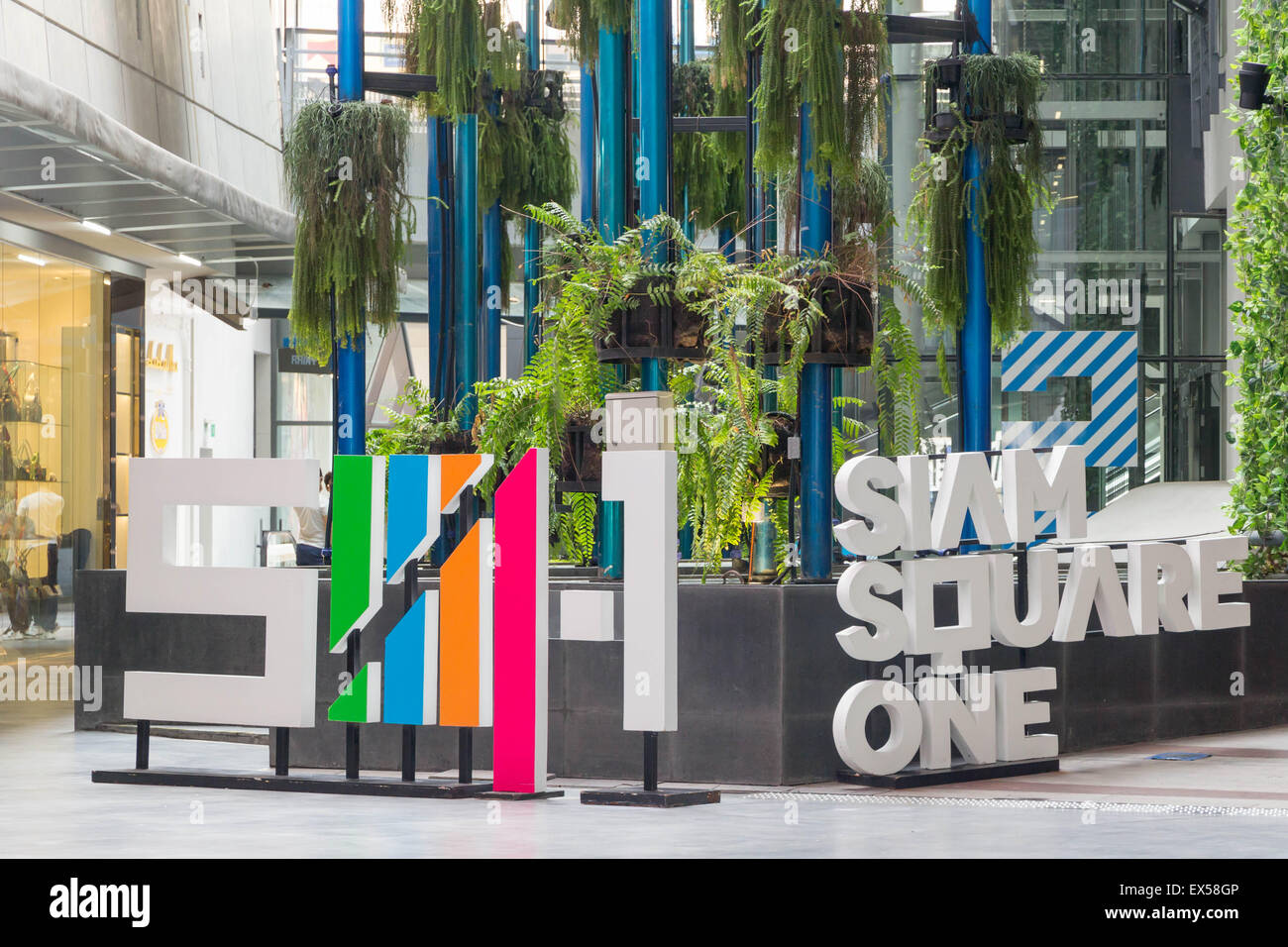 Eingang zum Siam Square 1 Shopping Mall, Bangkok, Thailand Stockfoto