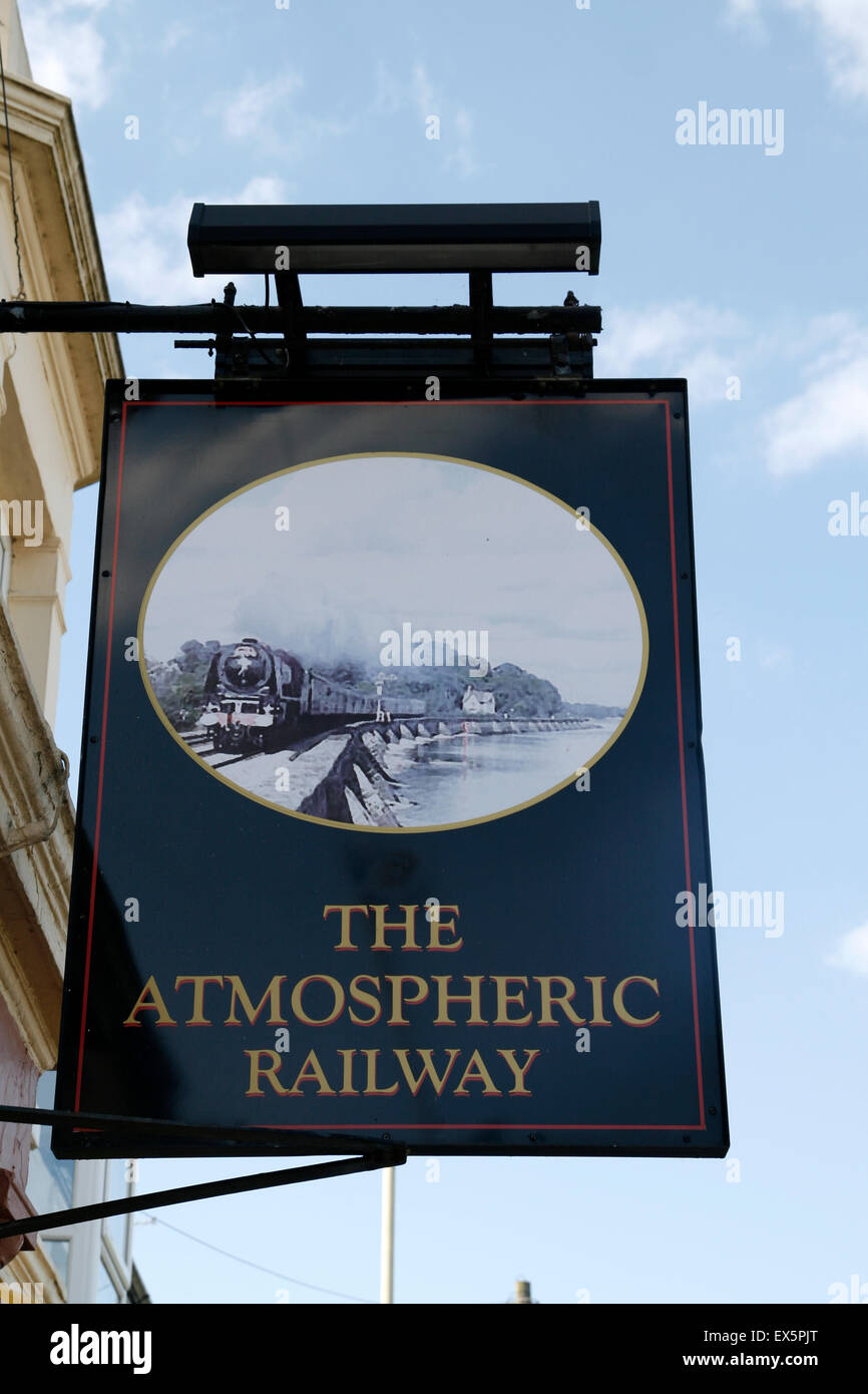 Inn unterzeichnen Brunels atmosphärische Eisenbahn Starcross Devon England UK Stockfoto