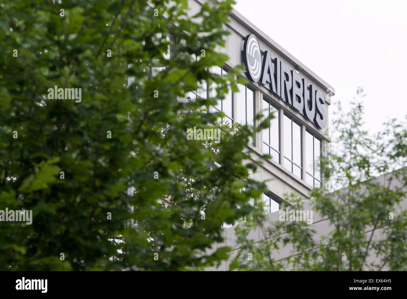 Ein Logo Zeichen außerhalb der Hauptsitz von Airbus Group, Inc., in Herndon, Virginia. Stockfoto