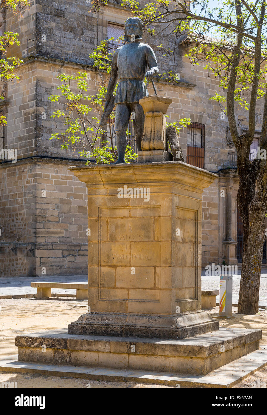 Statue Andres de Vandelvira, Palast der Ketten square Vazquez Molina, Ubeda, Provinz Jaen, Andalusien, Spanien Stockfoto