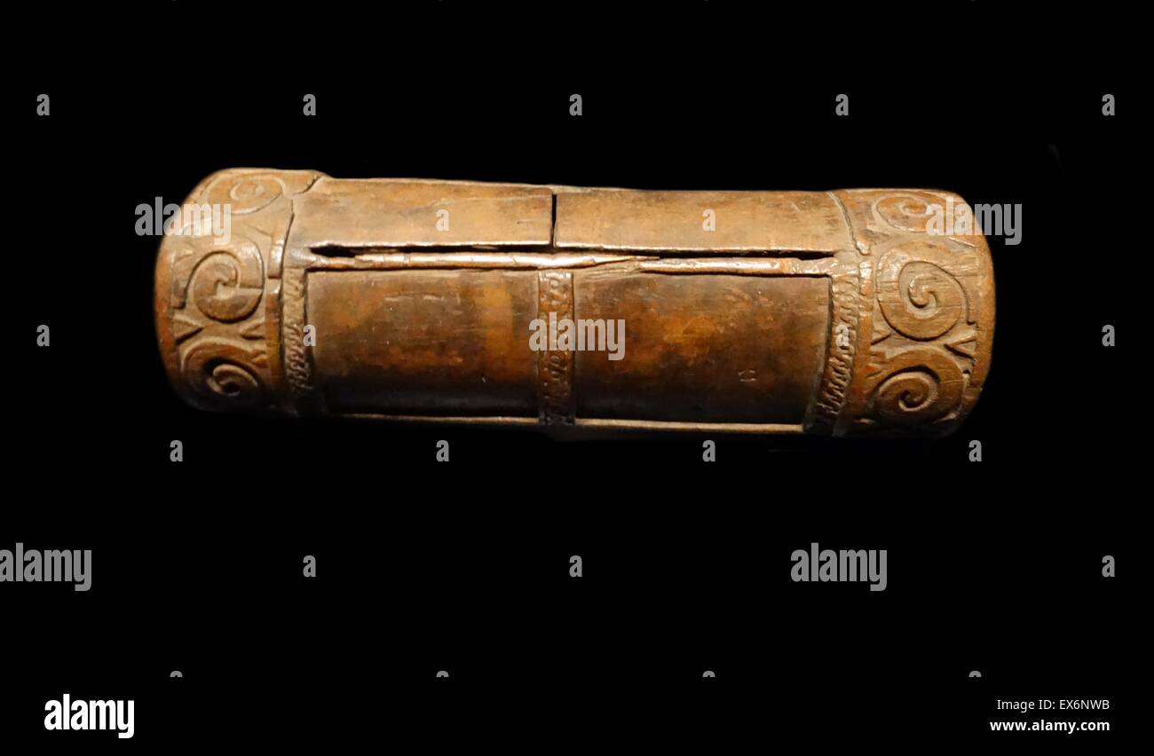 Eine Teponaztli Trommel aus Zentral-Mexiko von den Azteken verwendet und Kulturen verbunden. Vom 14. Jahrhundert Stockfoto
