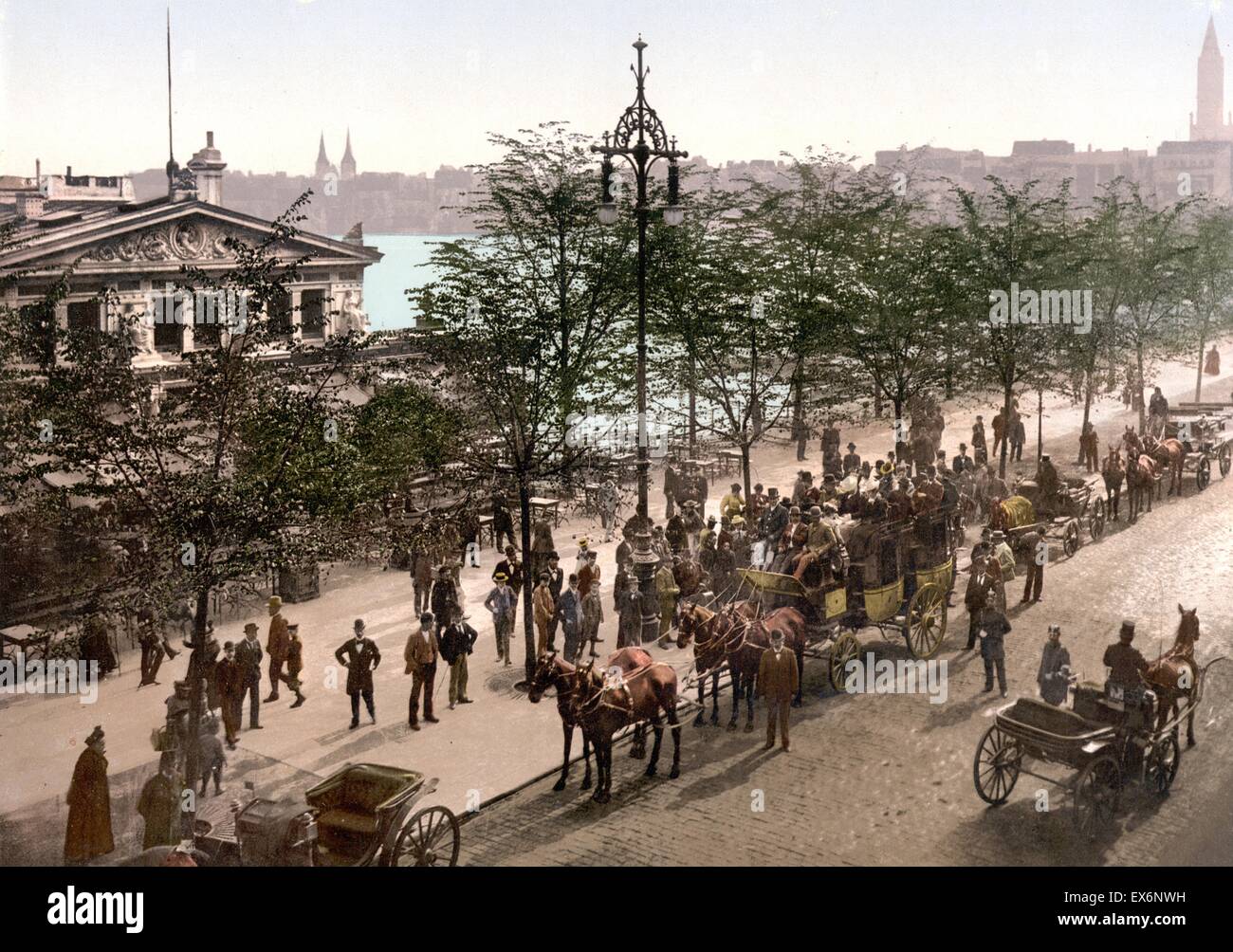 Pferdekutsche Kutschen im Bereich Jungfernsteig aus Hamburg. 1890 Stockfoto