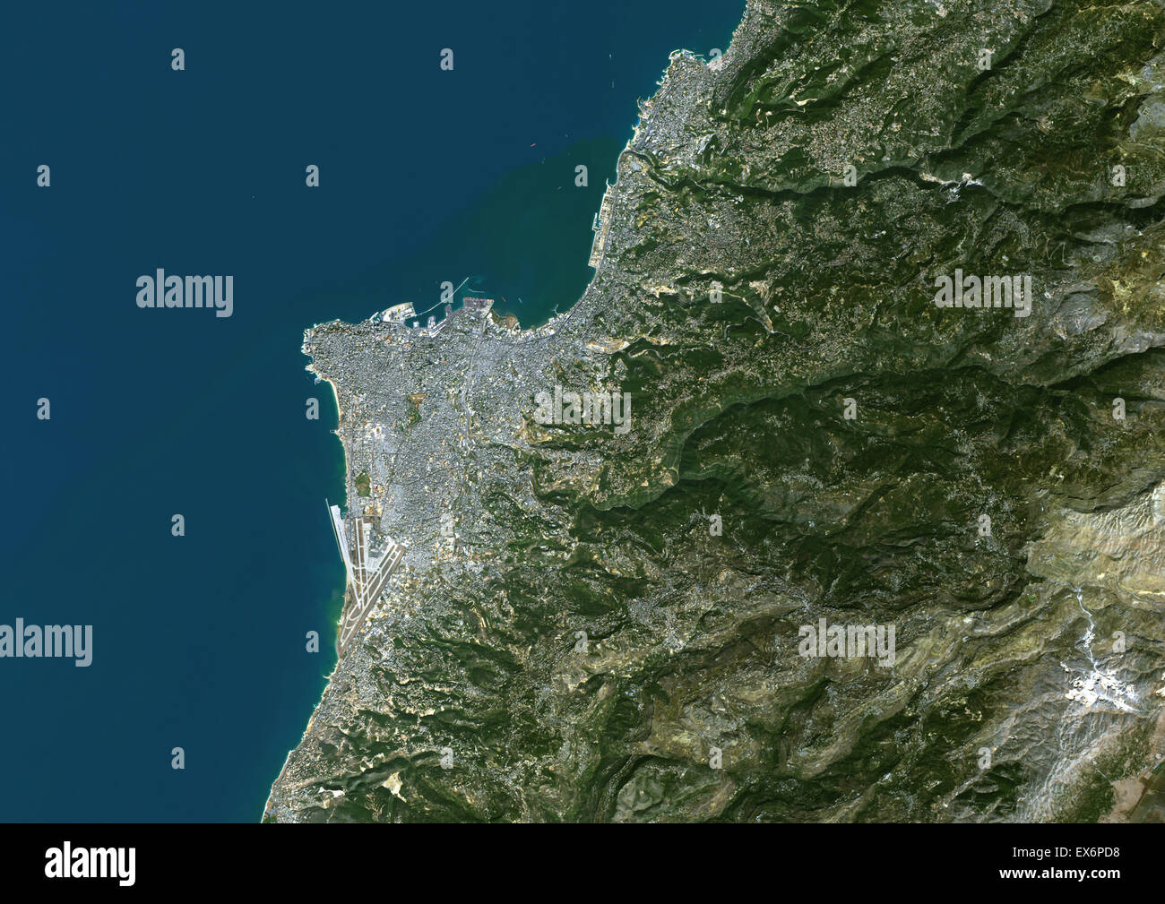 Farbe-Satellitenbild von Beirut, Libanon. Bild aufgenommen am 24. Oktober 2013 mit Landsat 8 Daten. Stockfoto