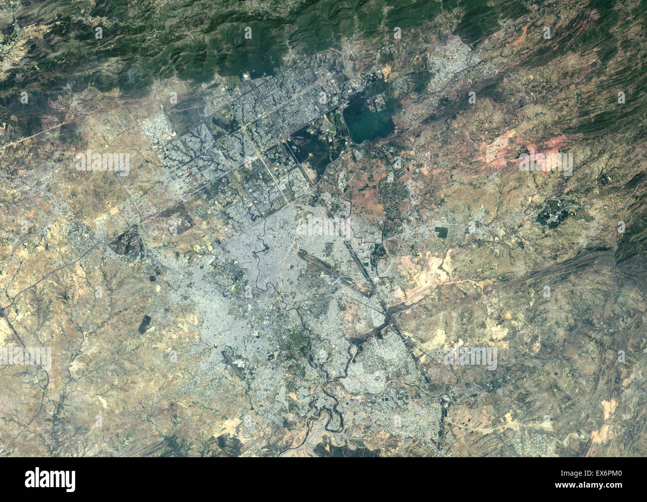 Farbe-Satellitenbild von Islamabad, Pakistan. Bild aufgenommen am 13. Juni 2014 mit Landsat 8 Daten. Stockfoto