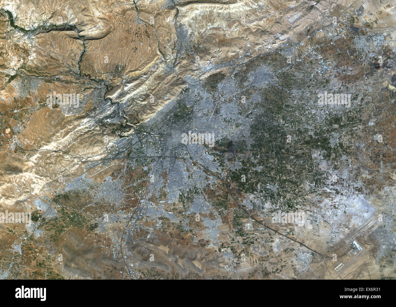 Farbe-Satellitenbild von Damaskus, Syrien. Bild aufgenommen am 24. Oktober 2013 mit Landsat 8 Daten. Stockfoto