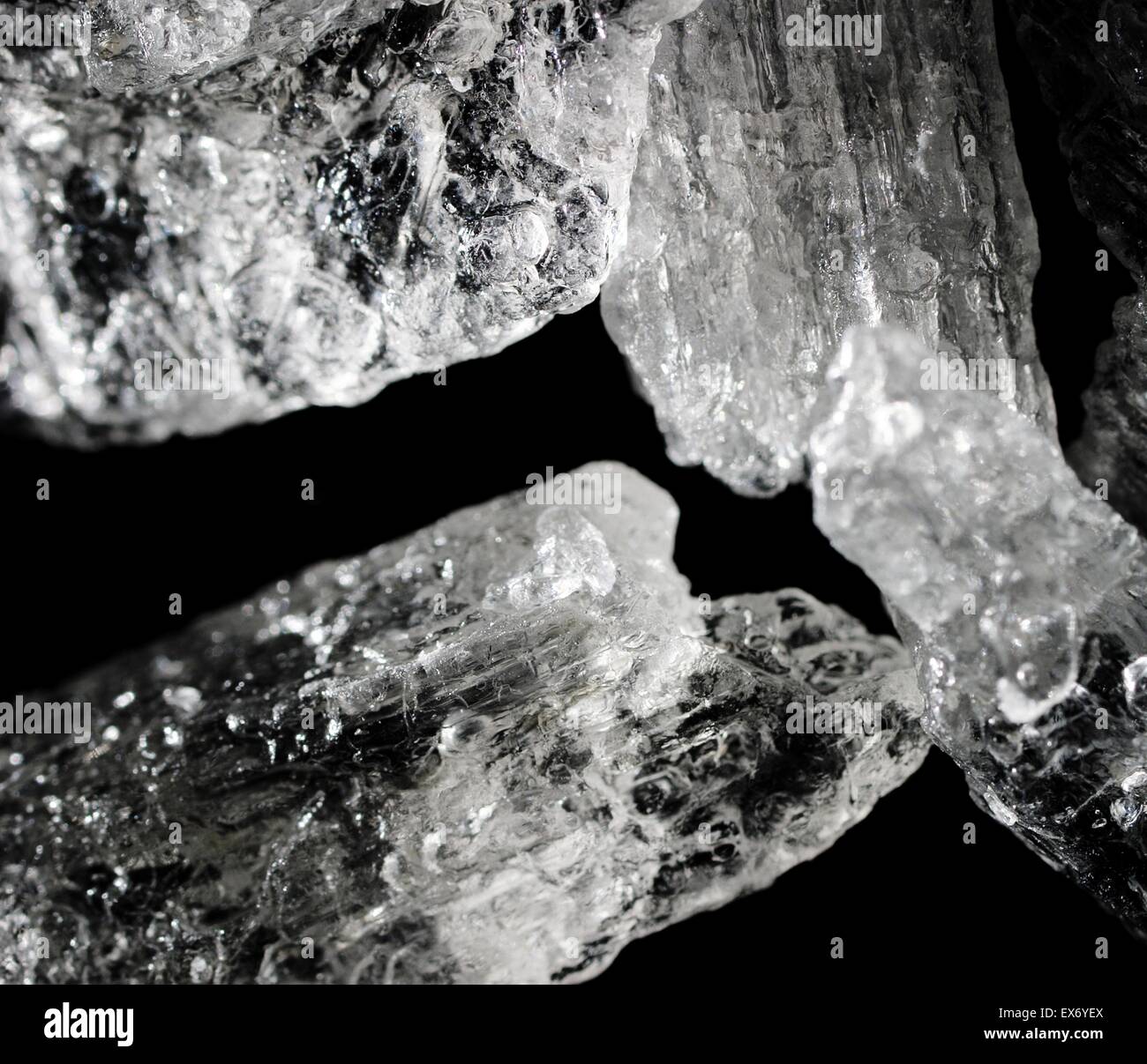 Kristall methylamphetamin -Fotos und -Bildmaterial in hoher Auflösung ...