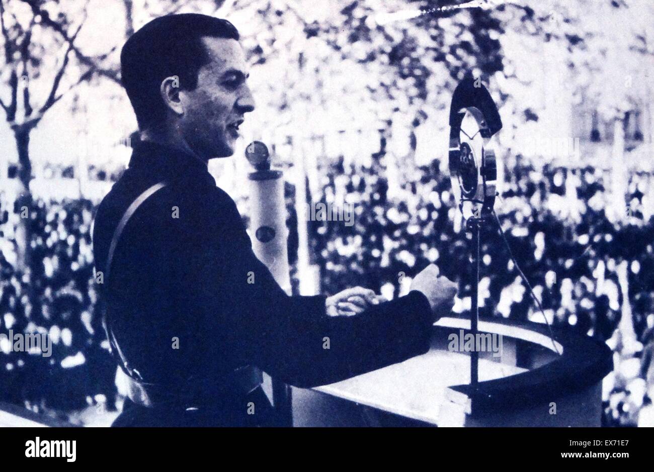 Dionisio Ridruejo Jiménez (1912 – 1975), spanischer Dichter und politische Figur der Generation von 36 Bewegung und Mitglied der Falange-Partei, während des spanischen Bürgerkriegs zugeordnet. Stockfoto