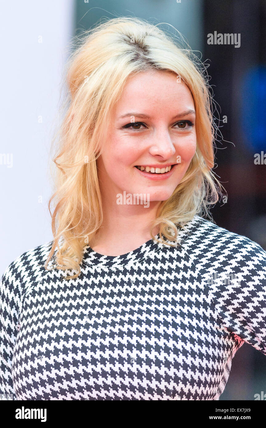 Dakota Blue Richards kommt auf dem roten Teppich für die die Europäische Premiere von Ant-Man am 07.08.2015 im ODEON Leicester Square, London. Bild von Julie Edwards/Alamy Live-Nachrichten Stockfoto